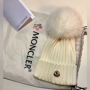 Brand new Authentic MONCLER White Virgin Wool Beanie